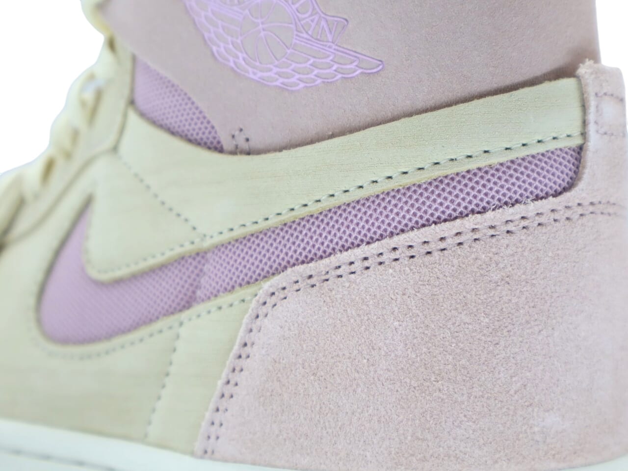 WMNS AIR JORDAN 1 ZOOM AIR CMFT DV1305-100 - 5