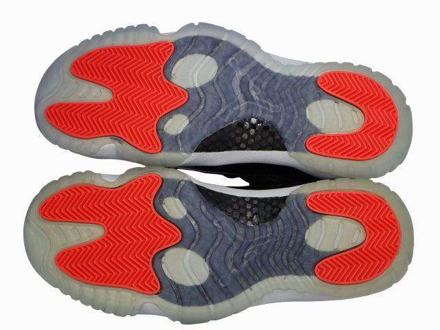 AIR JORDAN 11 RETRO LOW 528895-023 - 6