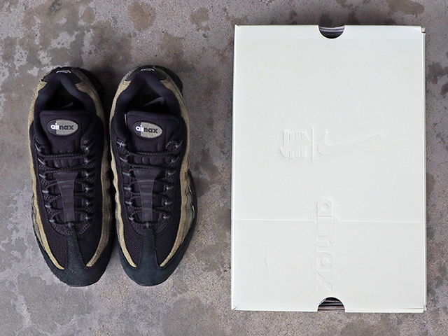 AIR MAX 95 SP GEO “UNDEFEATED WORLD WIDE”01