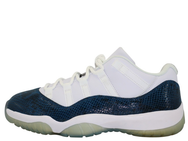 AIR JORDAN 11 RETRO LOW LE