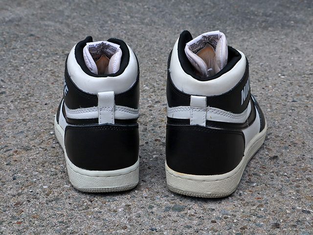 NIKE TEAM CONVENTION WHITE/BLACK 198601