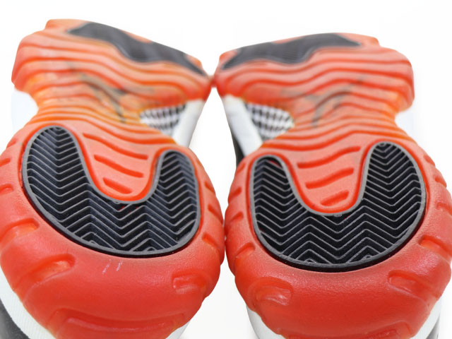 AIR JORDAN 11 s-12799-9 - 6
