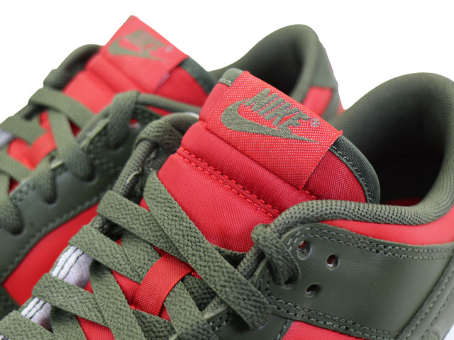 DUNK LOW RETRO BTTYS DV0833-600 - 3
