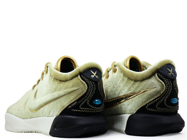 LEBRON 21 QS EP FZ7884-700 - 3