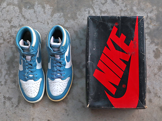 AIR JORDAN 1 “UNC” 198501