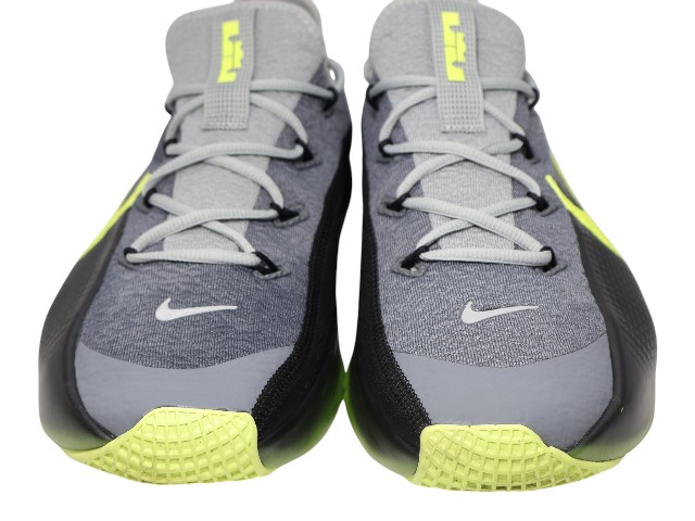LEBRON TR 1 k-78481-8 - 3