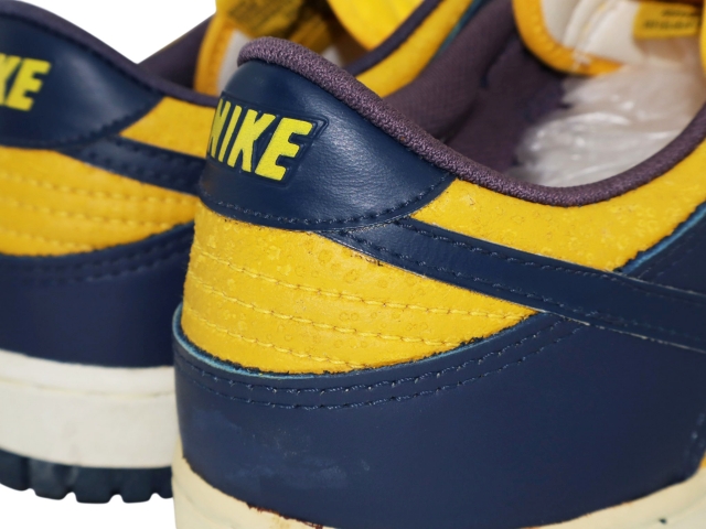 DUNK LOW 4904 - 11