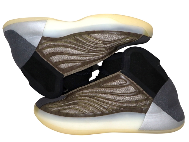 YEEZY QNTM h-30389-10 - 1