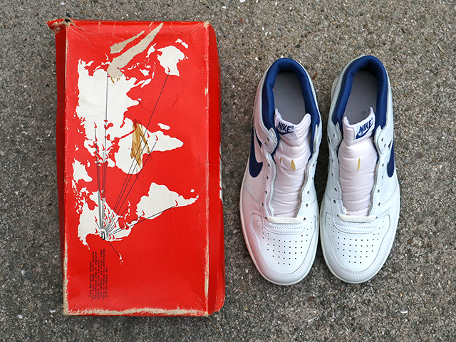 BIG NIKE 3/4 WHITE/DARK BLUE 198501