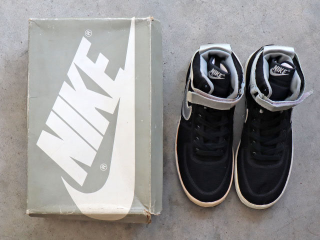 VANDAL 1984 BLACK/METALLIC SILVER01