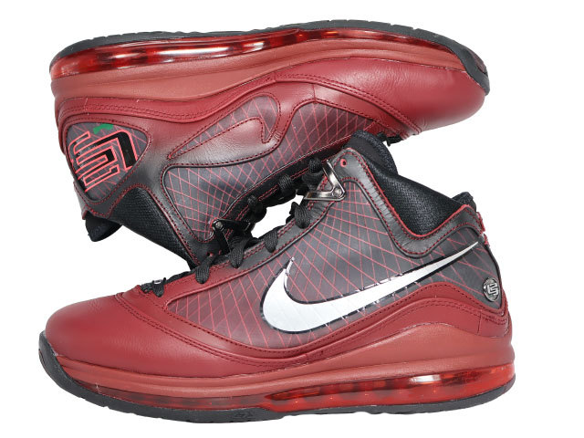 LEBRON 7 QS k-78526-36 - 1
