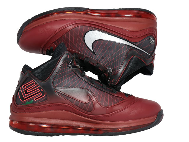 LEBRON 7 QS k-78526-36 - 2