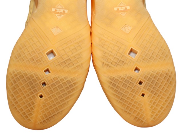 LEBRON 18 k-78516-18 - 7