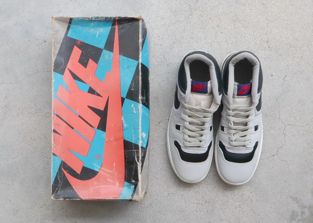 THE MAC 1986 LIGHT SMOKE/BLACK01