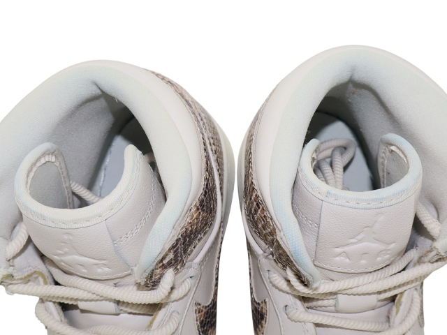 WMNS AIR JORDAN 1 RETRO HIGH PRM h-30399-4 - 4