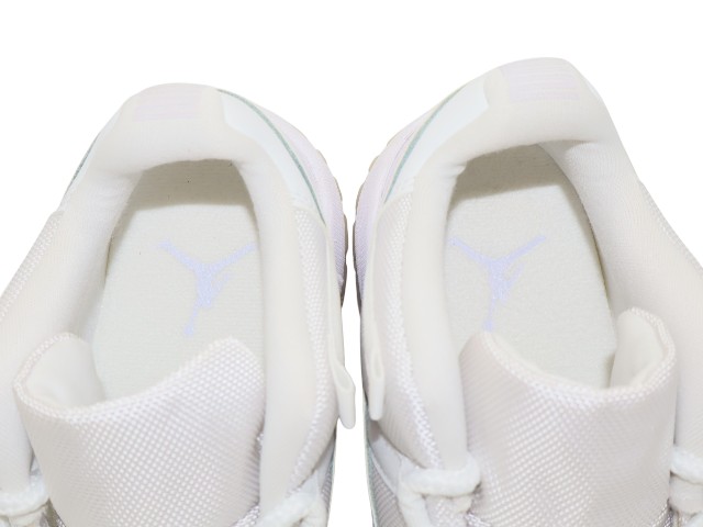 WMNS AIR JORDAN 11 RETRO LOW h-30428-1 - 4