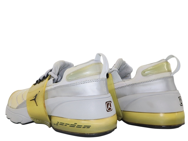 JORDAN TRUNNER BUBBLE 136055-001 - 2