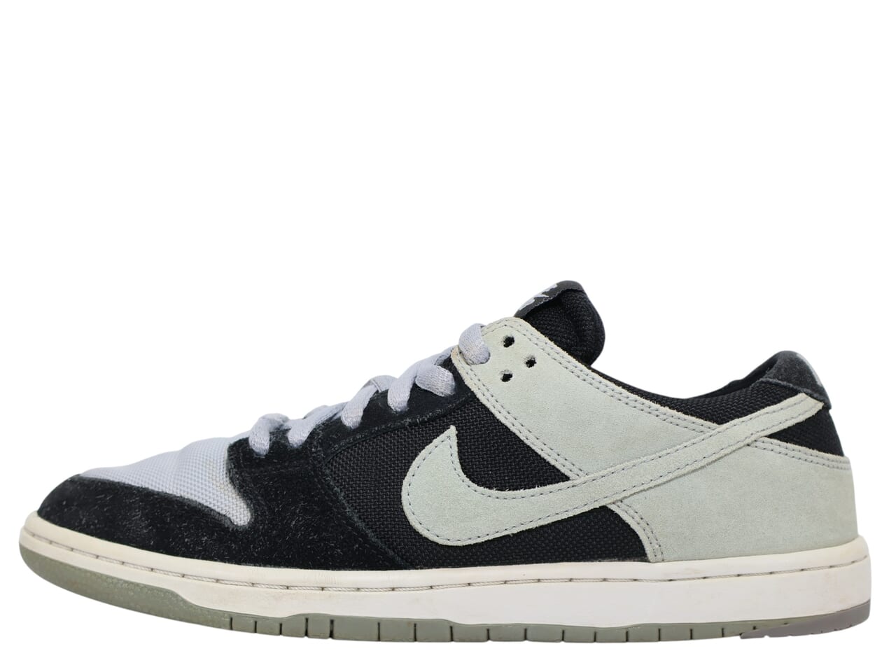 SB ZOOM DUNK LOW PRO