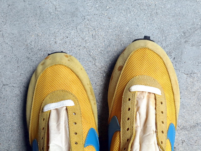 LDV 1982 MADE IN JAPAN YELLOW/BLUE01