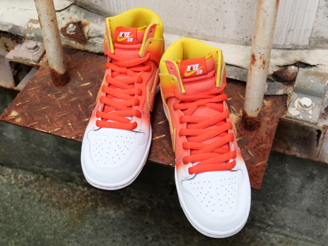 SB DUNK HIGH PRO “HALLOWEEN SWEET TOOTH”01