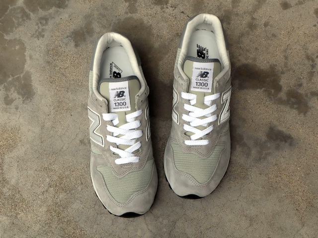 U1300GY GRAY01