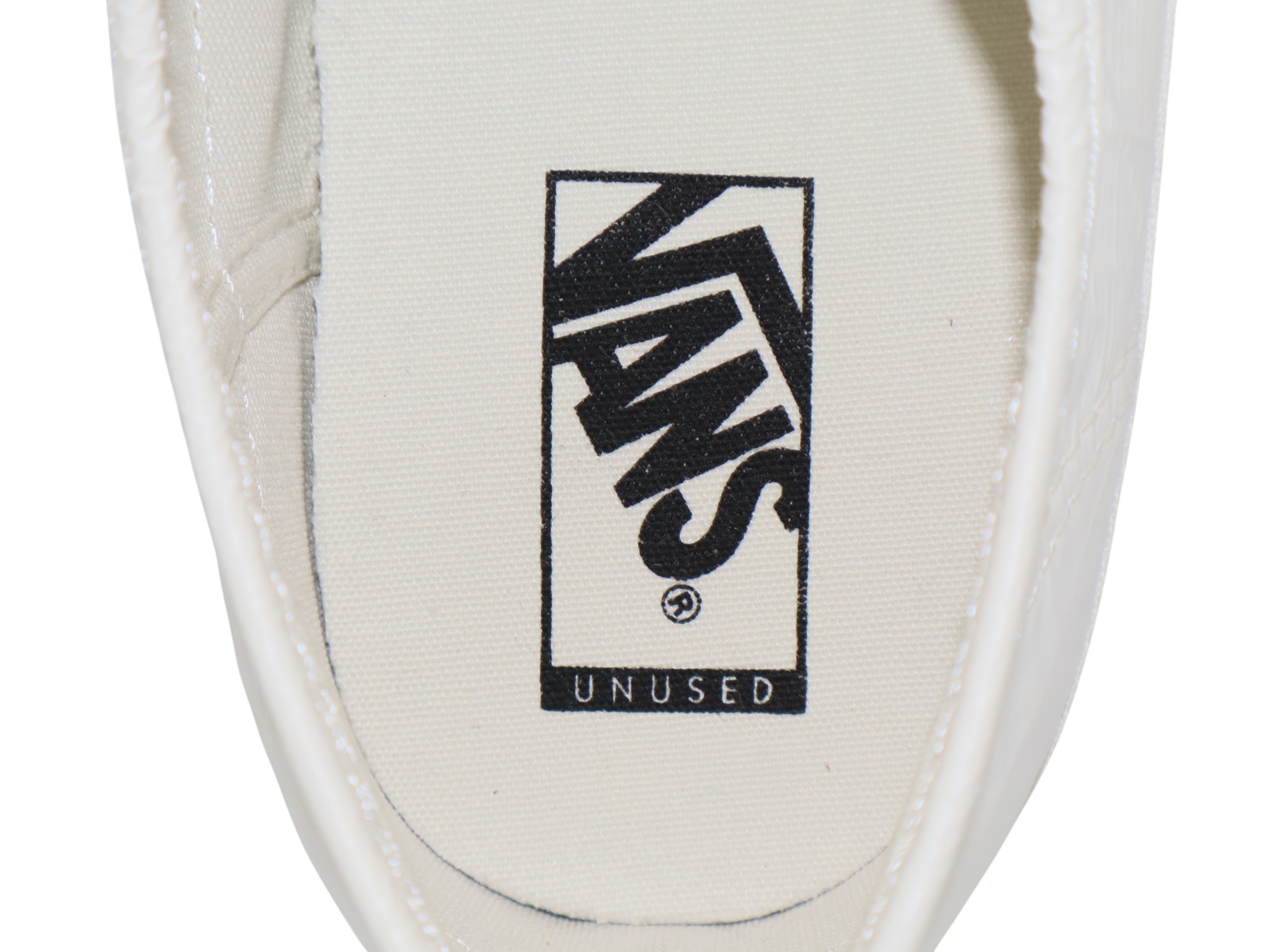 AUTHENTIC 533023-0001 - 8