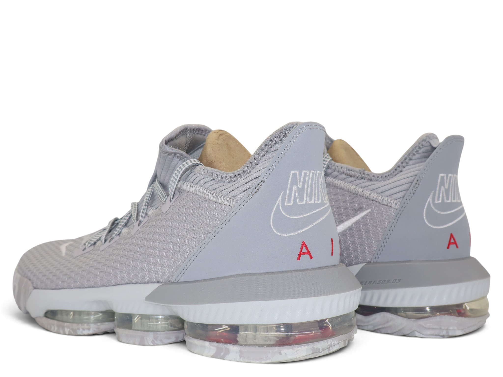 LEBRON 16 LOW CI2668-003 - 2
