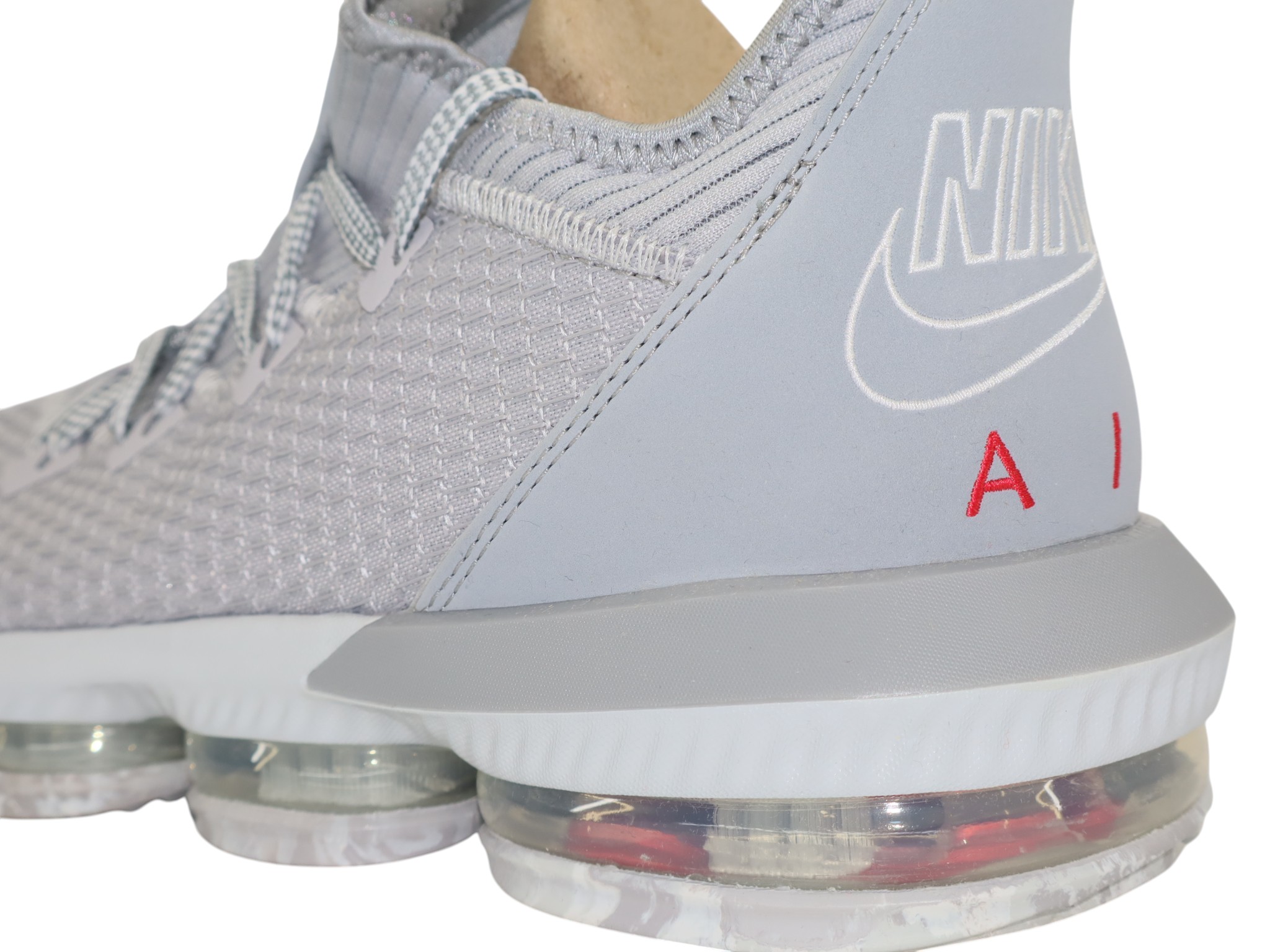 LEBRON 16 LOW CI2668-003 - 6