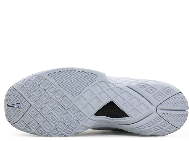KOBE 3 LOW PROTRO IV7127-001 - 5