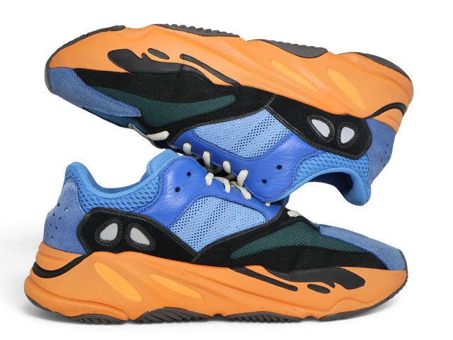 YEEZY BOOST 700 k-78776-52 - 2