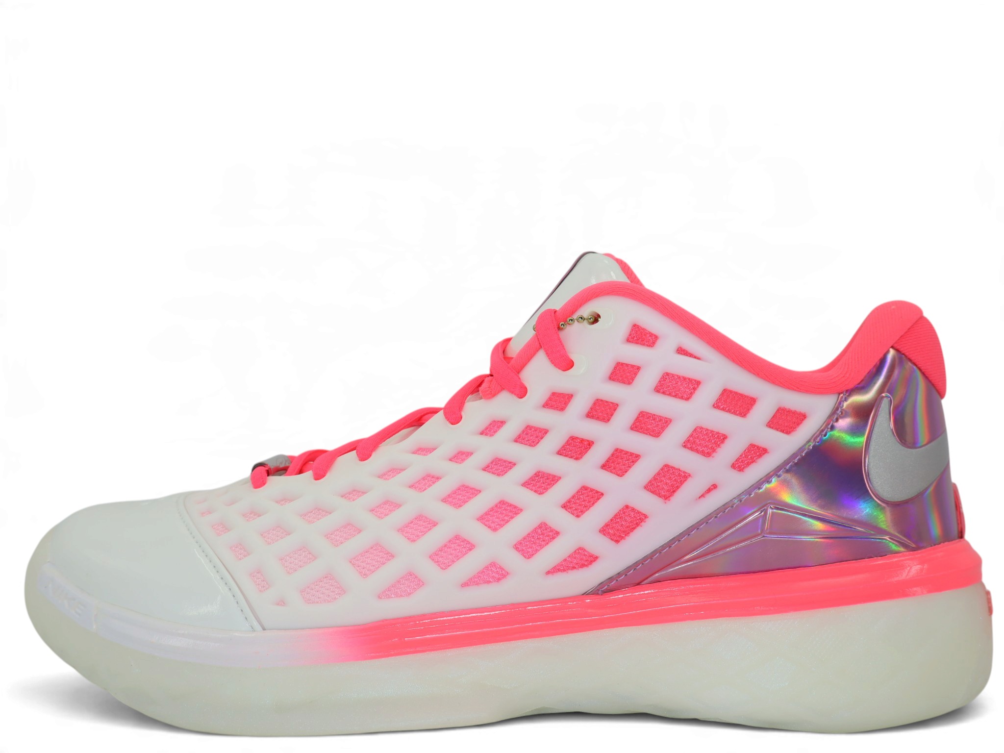 KOBE 3 LOW PROTRO